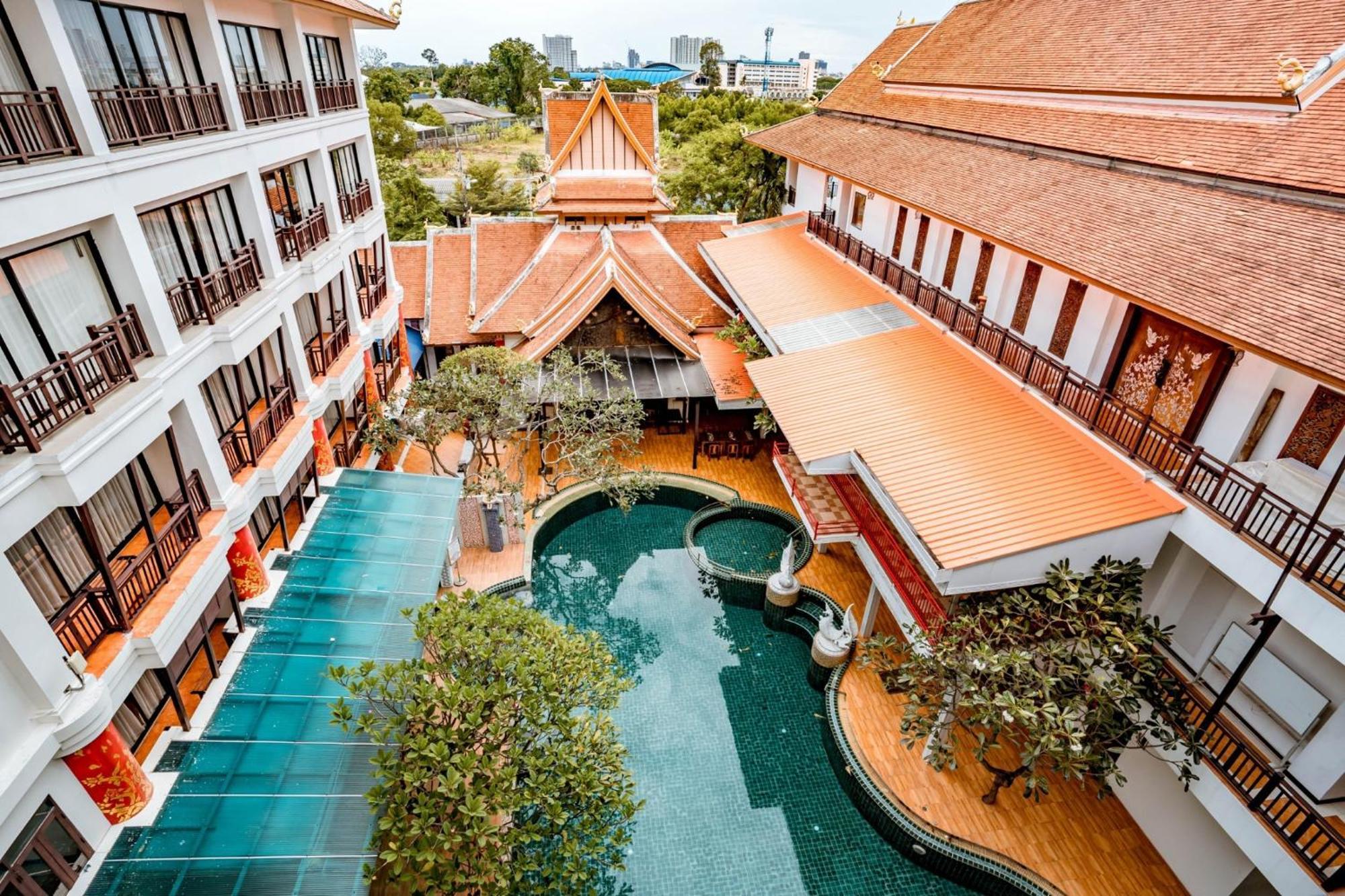Lanna Hotel By Kasalong Resort And Spa 파타야 외부 사진