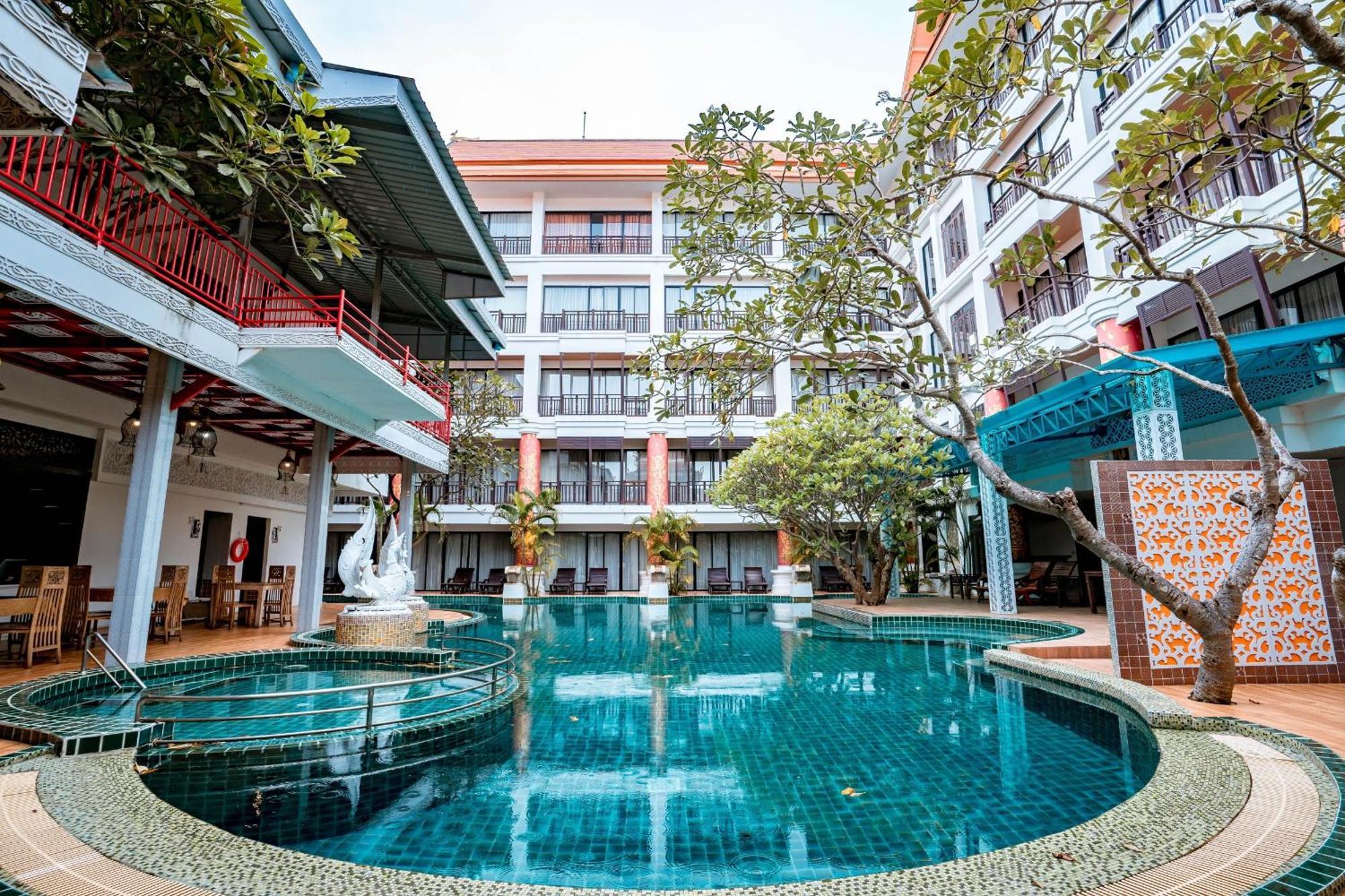 Lanna Hotel By Kasalong Resort And Spa 파타야 외부 사진